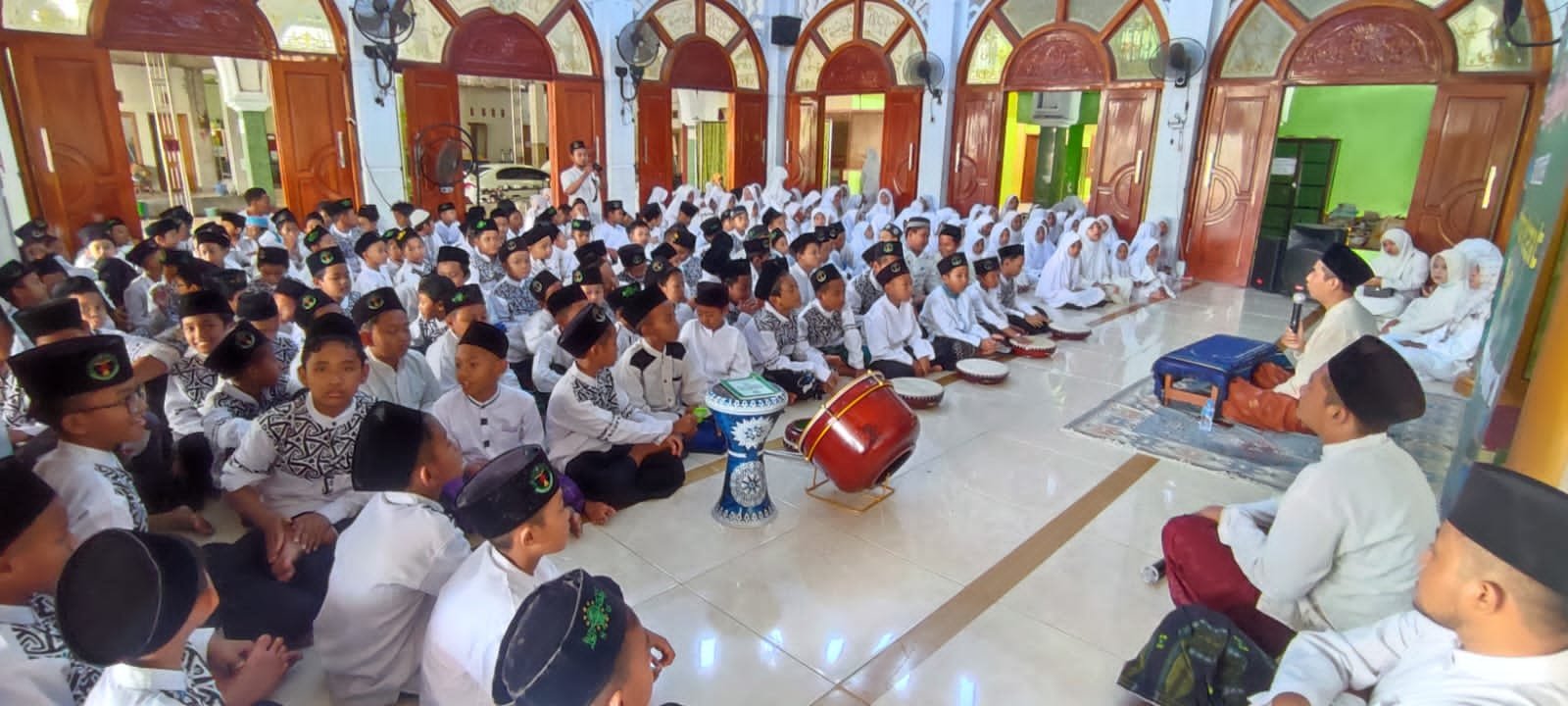 Peringati Hari Santri Nasional Pondok Pesantren Manbaul Qur An Porong