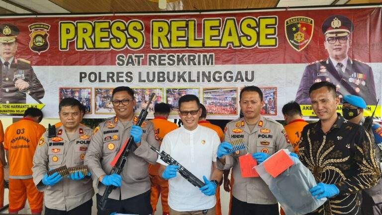 Jual Senjata Api Karabin M4 Anggota Perbakin Diamankan Polres