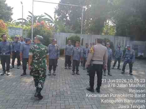 Polsek Purwokerto Barat Bimtek 30 Anggota Satlinmas Rejasari