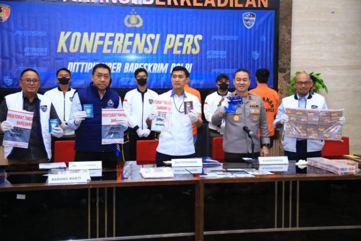 DIRTIPID-SIBER-RILIS-SCAM-768x512-1.jpg