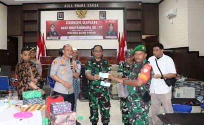 Donor-Darah-Hari-Bhayangkara-Ke-77-Polres-Aceh-Timur-Banjir-Doorprize.jpg