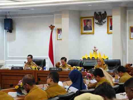 Forum Penataan Ruang Bahas Finalisasi RTRW Pesisir Barat untuk Perkuat Investasi dan Kelestarian Lingkungan