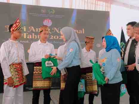 Peringati Hari Anak Nasional, Batin Wulan Kunjungi LPKA dan Salurkan Bantuan
