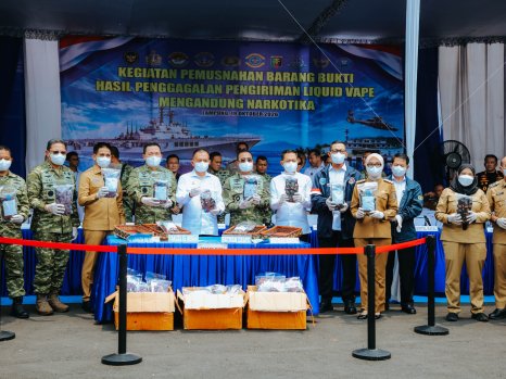 Lampung Tegaskan Komitmen Berantas Narkotika, 4.364 Cartridge Liquid Vape mengandung Narkotika Dimusnahkan