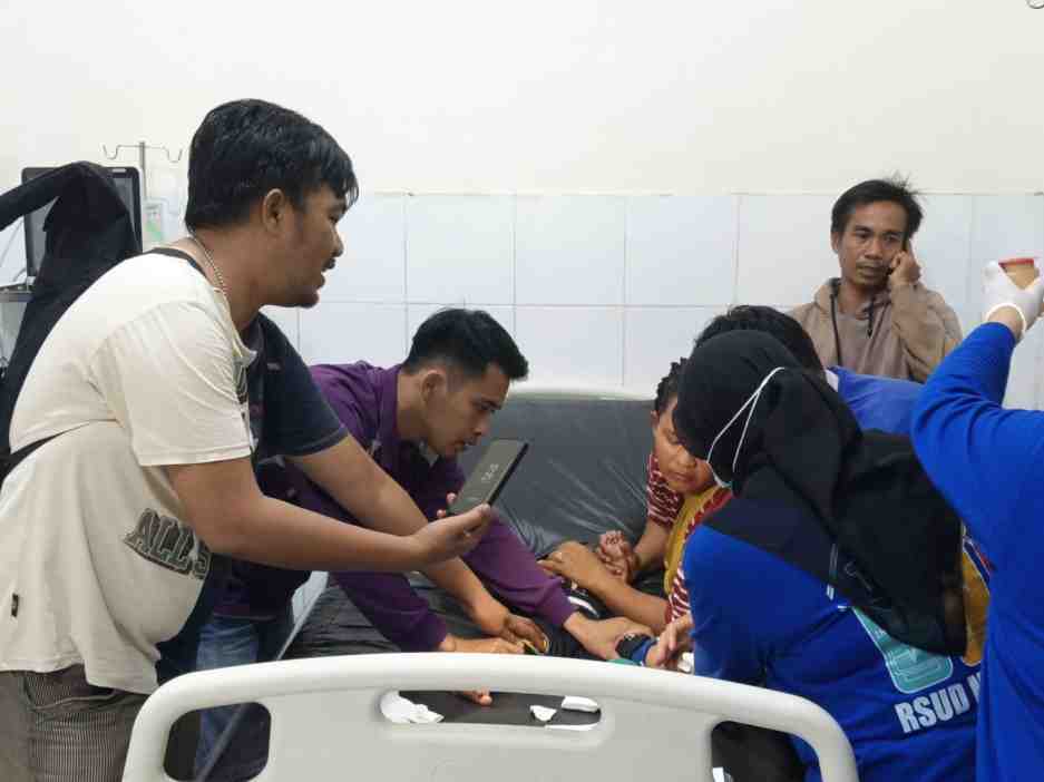 Usai Menyantap Telur Asin MBG, Puluhan Murid Keracunan!