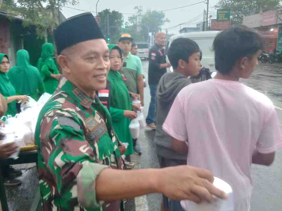 KORAMIL SOKARAJA  BAGIKAN TAKJIL