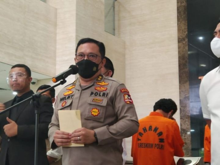 Irjen-Helmy-Santika-750x563-1.jpg