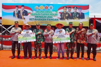 KAPOLRI-DUKUNG-KETAHANAN-PANGAN-1-1-768x512-1.jpg