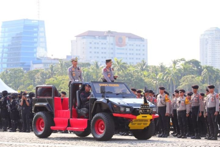 Kapolri-1-1-768x512-1.jpg