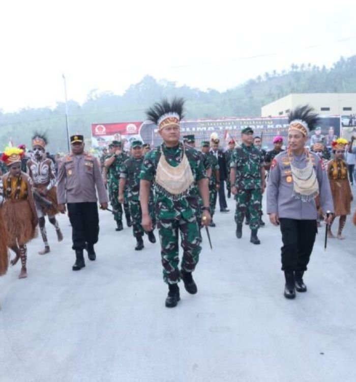 Kapolri-dan-Panglima-TNI-2-768x512-1.jpg