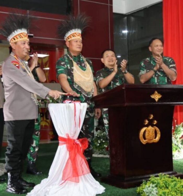 Kapolri-dan-Panglima-TNI-768x512-1.jpg