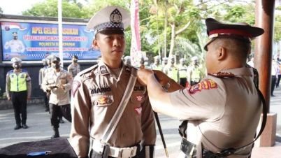 Suasana-apel-gelar-pasukan-di-Polresta-Balikpapan-dalam-rangk-Operasi-Keselamatan-Mahakam.jpg