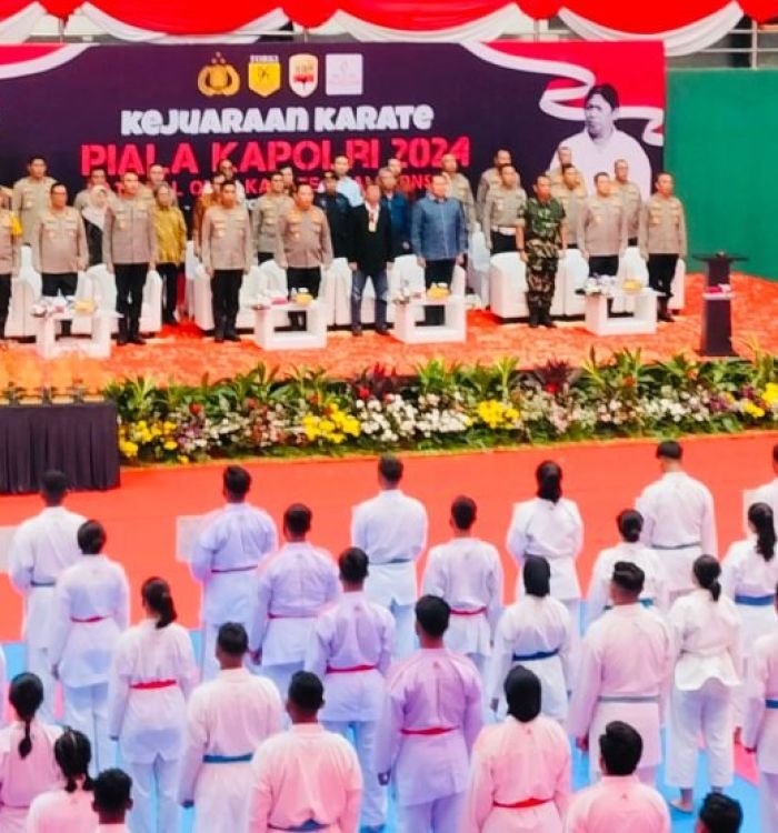 Tim-Karate-Polda-Sumsel-Sabet-12-Emas-7-Perak-dan-4-Perunggu-di-Kejuaraan-Karate-Piala-Kapolri-2024-National-Karate-Open-Championship-5-768x556-1.jpeg