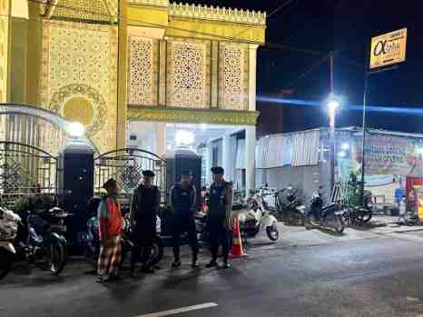 Sat Samapta Polres Kudus Laksanakan Patroli Dan Pengamanan Sholat Tarawih