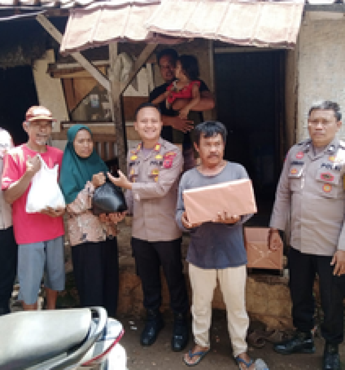 bantuan-sembako-dari-polsek-ci-1775268601247_966905.png