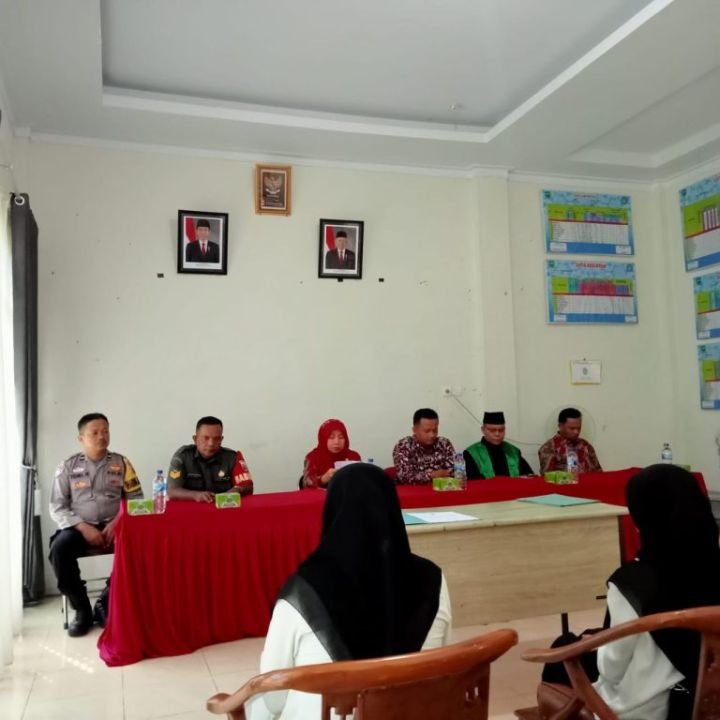 bbedc7ba-fbff-4ef3-ab92-413a16f3d8b6-768x768-1.jpg