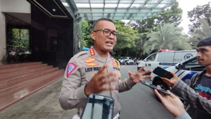 dirlantas_polda_metro_jaya_kombes_pol_latif_usman_840x576-1-768x432-1.jpeg