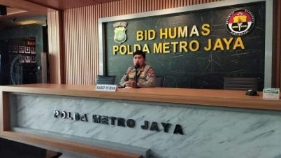 kabid_humas_polda_metro_jaya_kombes_pol_endra_zulpan_beri_ketera_840x576-3-768x432-1.jpg