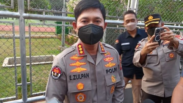 kabid_humas_polda_metro_jaya_ombes_pol_endra_zulpan_foto_pmji_840x576-768x432-1.jpg