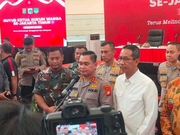 kapolda_metro_jaya_irjen_pol_fadil_imran_di_acara_guyub_ketua_rw_840x576.jpeg