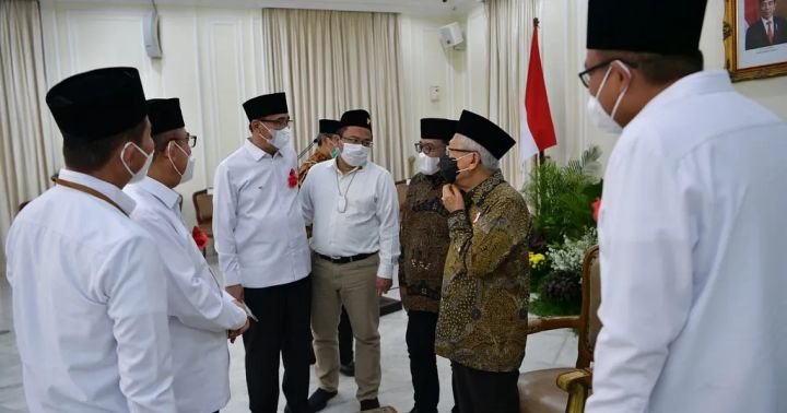 kominfo-wapres-asosiasisyariah-IMG_20220818_175126.jpg